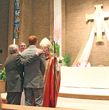 Photo of Bishop Persico at mass